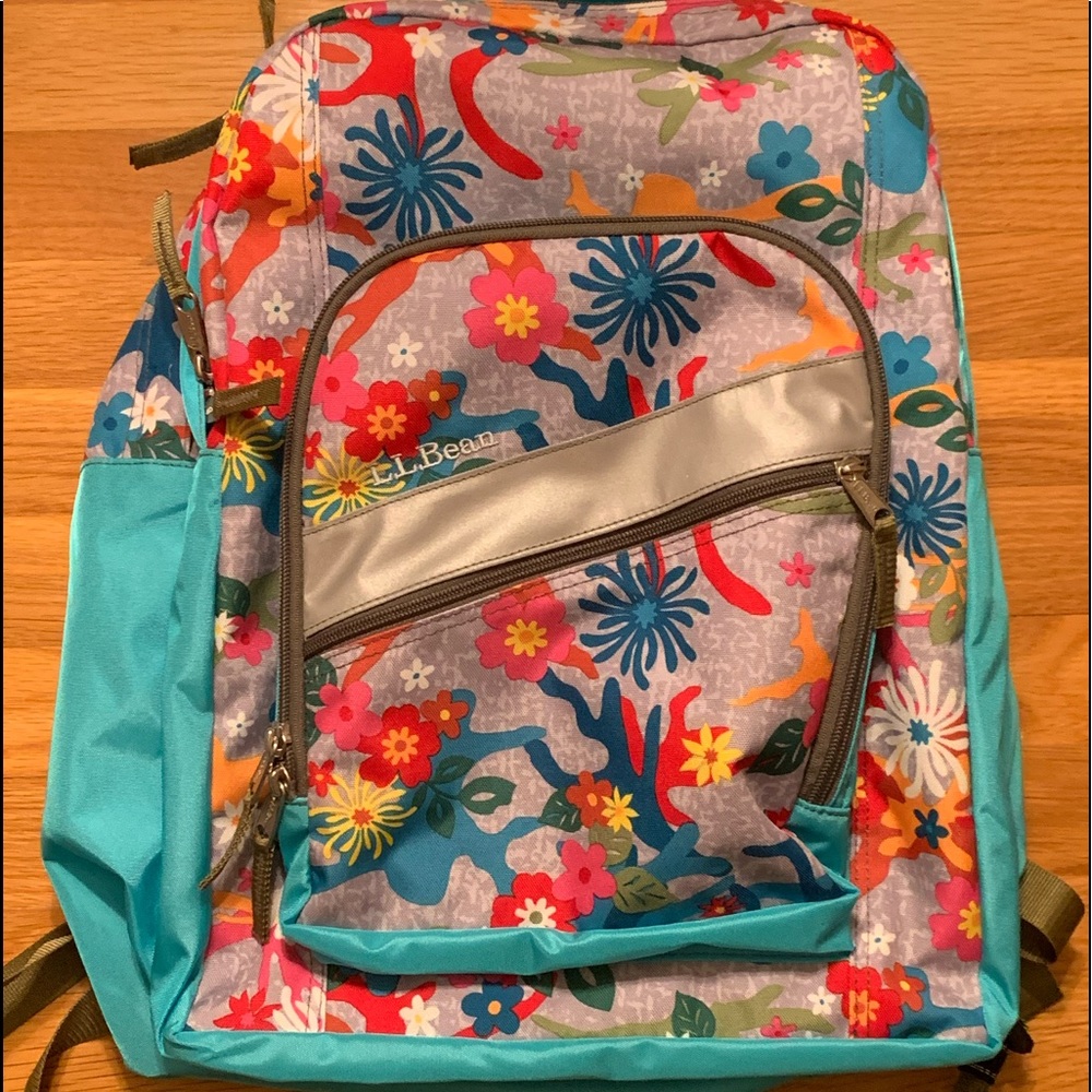 Like new girls LL Bean deluxe backpack